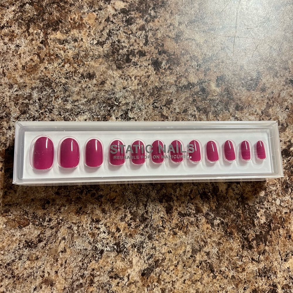 Static nails